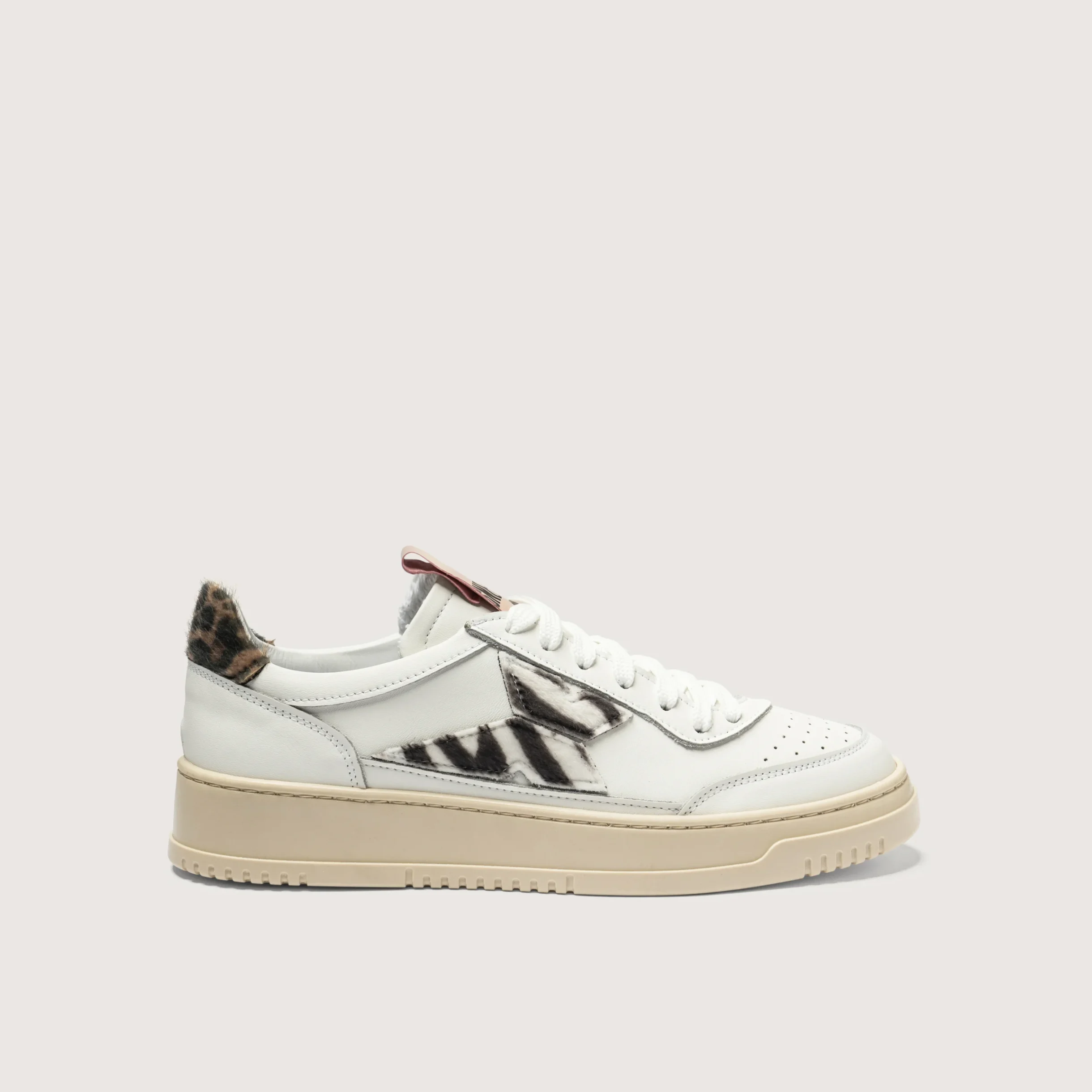 Sneaky one - White / Indigo